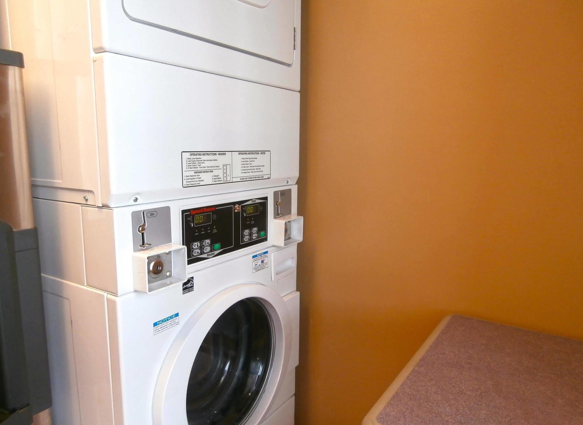 Americas Best Value Inn & Suites-Griffin Esterno foto